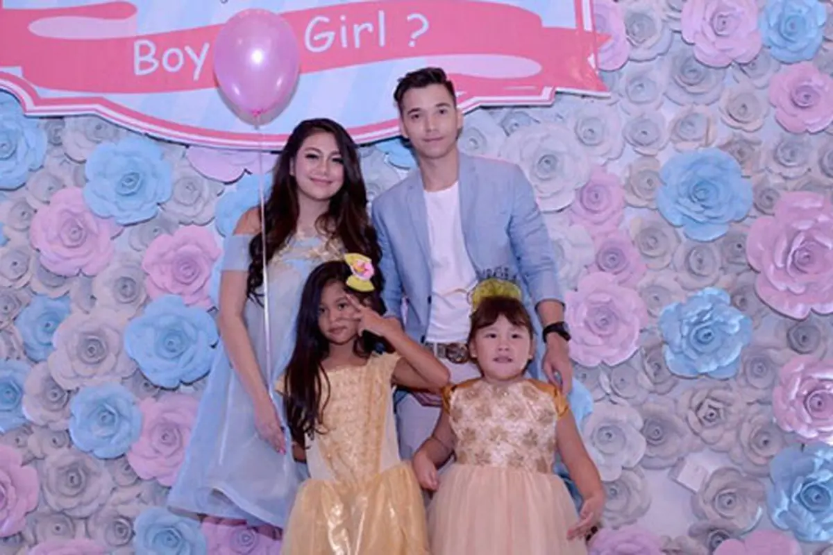 Celine Evangelista dan Stefan William