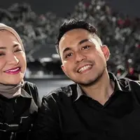 Nathalie Holscher dan Frans Faisal