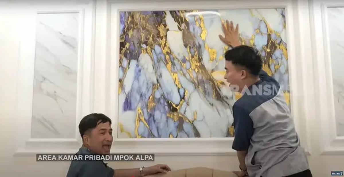 6 Potret Kamar Tidur Mpok Alpa Bernuansa Elegan dengan Sentuhan Unik