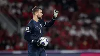 Kiper&nbsp;Timnas Indonesia,&nbsp;Maarten Paes, saat melawan Australia pada laga kedua Grup C Kualifikasi Piala Dunia 2026 Zona Asia di Stadion Utama Gelora Bung Karno (SUGBK), Jakarta Pusat, pada Selasa (10/9/2024). (Bola.com/Bagaskara Lazuardi)