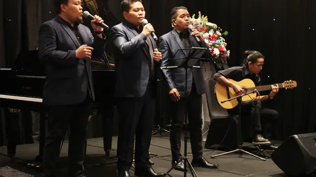 The Brothers, grup opera/vokalis kakak-beradik asal Palu; Jeilan, Victor, dan Harisbat , yang pernah mewakili Indonesia di Semi Final 'Asia's Got Talent'.
