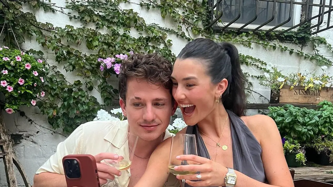 Charlie Puth dan Brooke Sansone