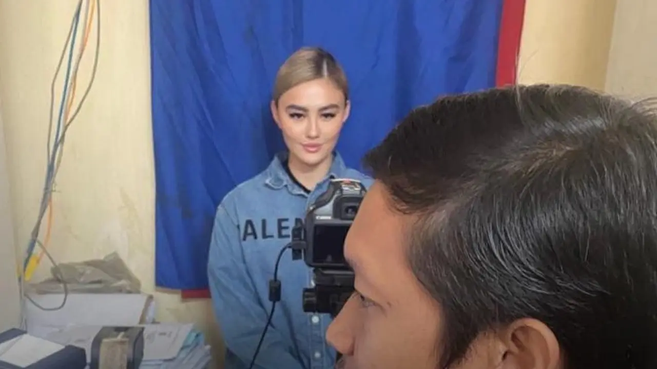 Agnez Mo rekam e-KTP (Instagram/kotajakartabarat)