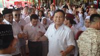 Prabowo berjoget usai upacara bendera