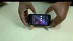 Bermodal karton dan gunting, anda tak perlu repot membeli dudukan handphone dengan harga mahal.
