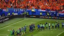 Tim Oranye menang tipis 2-1 atas Polandia. (Christophe SIMON/AFP)