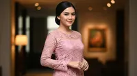 TOP 3: Model Atasan Brokat, Gamis Blazer Brokat dan Atasan Kutubaru Bawahan Kain Batik