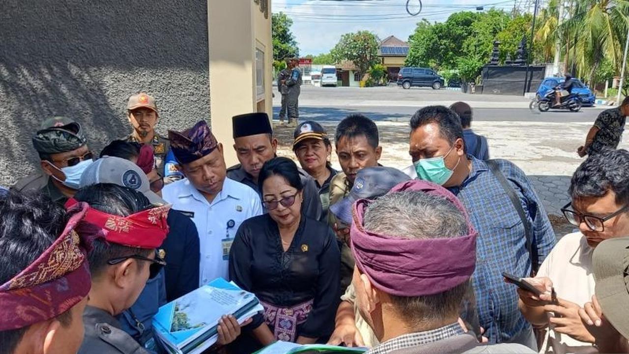 Pemkab Jembrana Segel Bangunan Investor di TNBB: Izin Belum Lengkap Jadi Alasan Utama