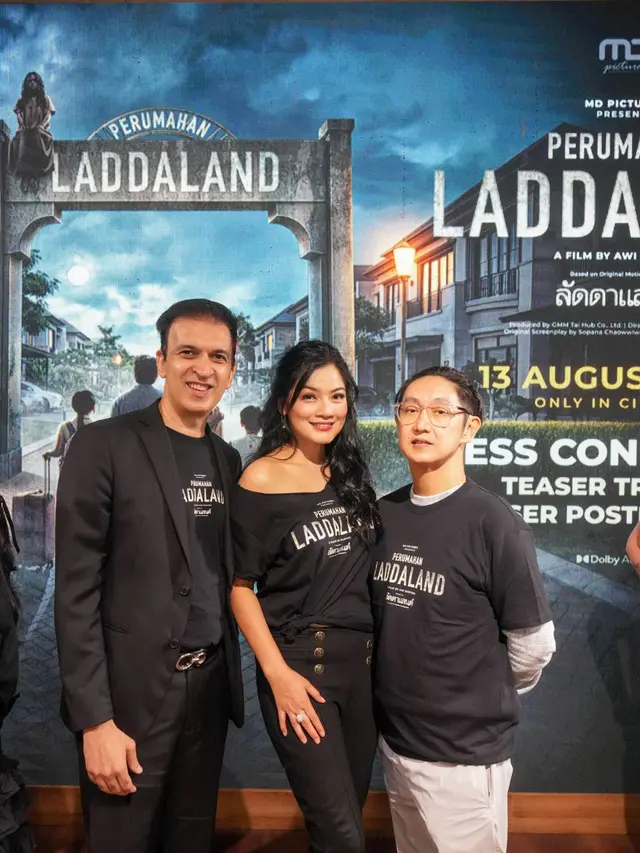 Manoj Punjabi, Titi Kamal, dan Awi Suryadi. (Foto: Koleksi Pribadi Manoj Punjabi)