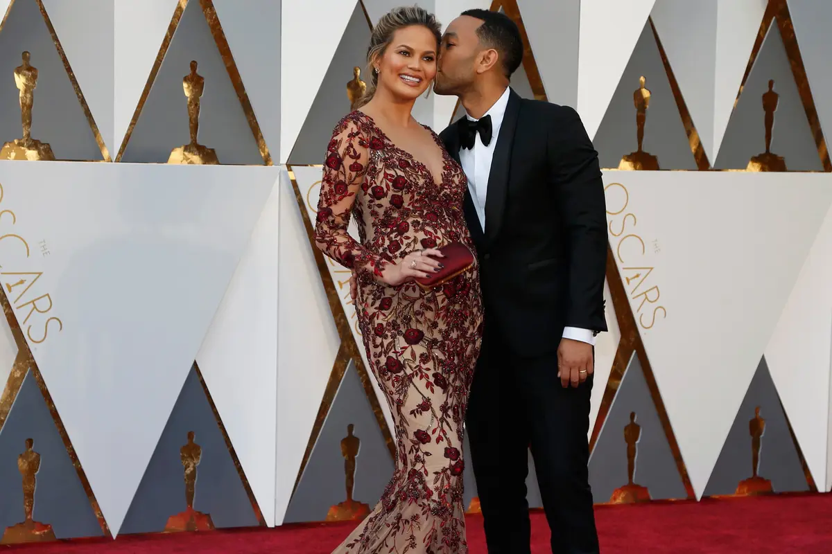 John Legend Chrissy Taigen