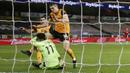 Penjaga gawang asal Portugal itu mengalami cedera parah usai kepalanya terhantam kaki rekannya sendiri, Conor Coady. (AP Photo/Jason Cairnduff,Pool)