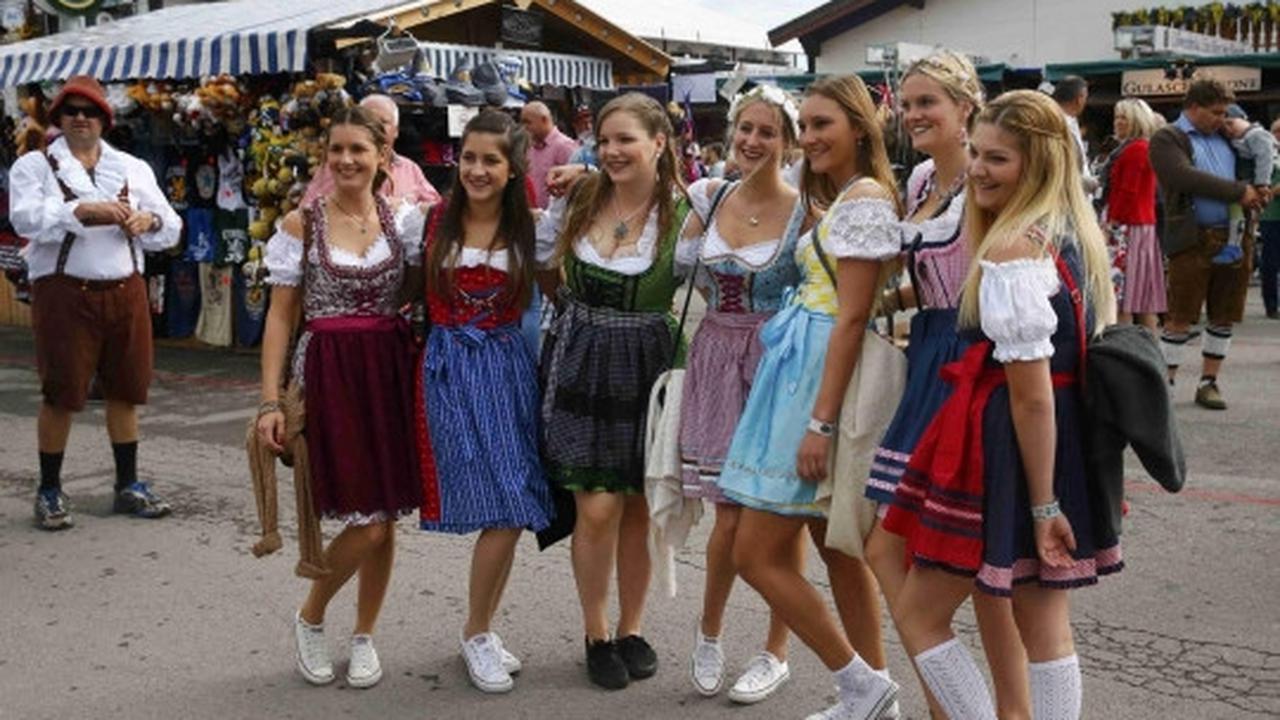 Intip gadis-gadis seksi Munich meriahkan pembukaan Oktoberfest