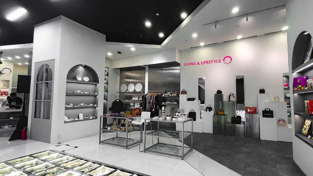 Pembukaan Collect Town, di zona Living and Lifestyle dalam pergelaran Korea 360: One-Stop Korean Experience di atrium utama Lotte Mall Jakarta, mulai 17 Agustus 2023. (Foto: Dok. Istimewa)