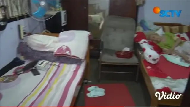 7 Potret Rumah Artis Senior Yati Surachman, Sederhana
