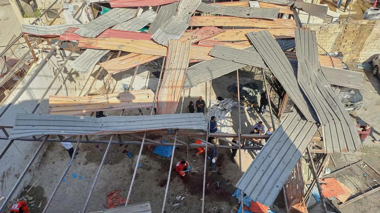FOTO: Serangan Udara Israel di Ein el-Hilweh Tewaskan 13 Orang di Lebanon Selatan