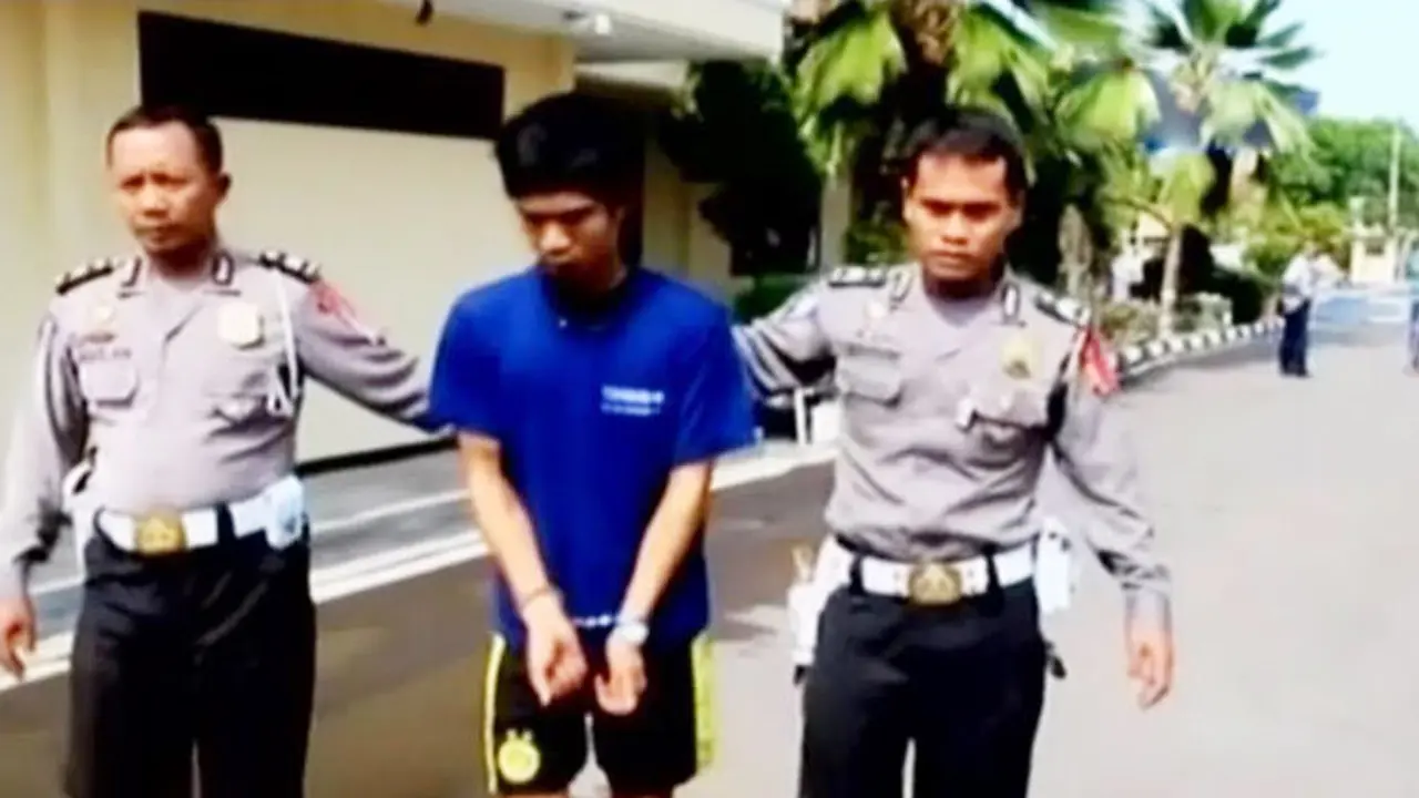 VIDEO: Sopir Travel Maut Tol Cipali Tersangka