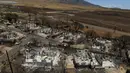 Gubernur Hawaii Josh Green mengatakan hari Minggu bahwa lebih dari 1.000 masih belum ditemukan. Walikota Maui Richard Bissen mengatakan dalam video yang direkam sebelumnya di Instagram bahwa jumlahnya adalah 850. (AP Photo/Jae C. Hong)