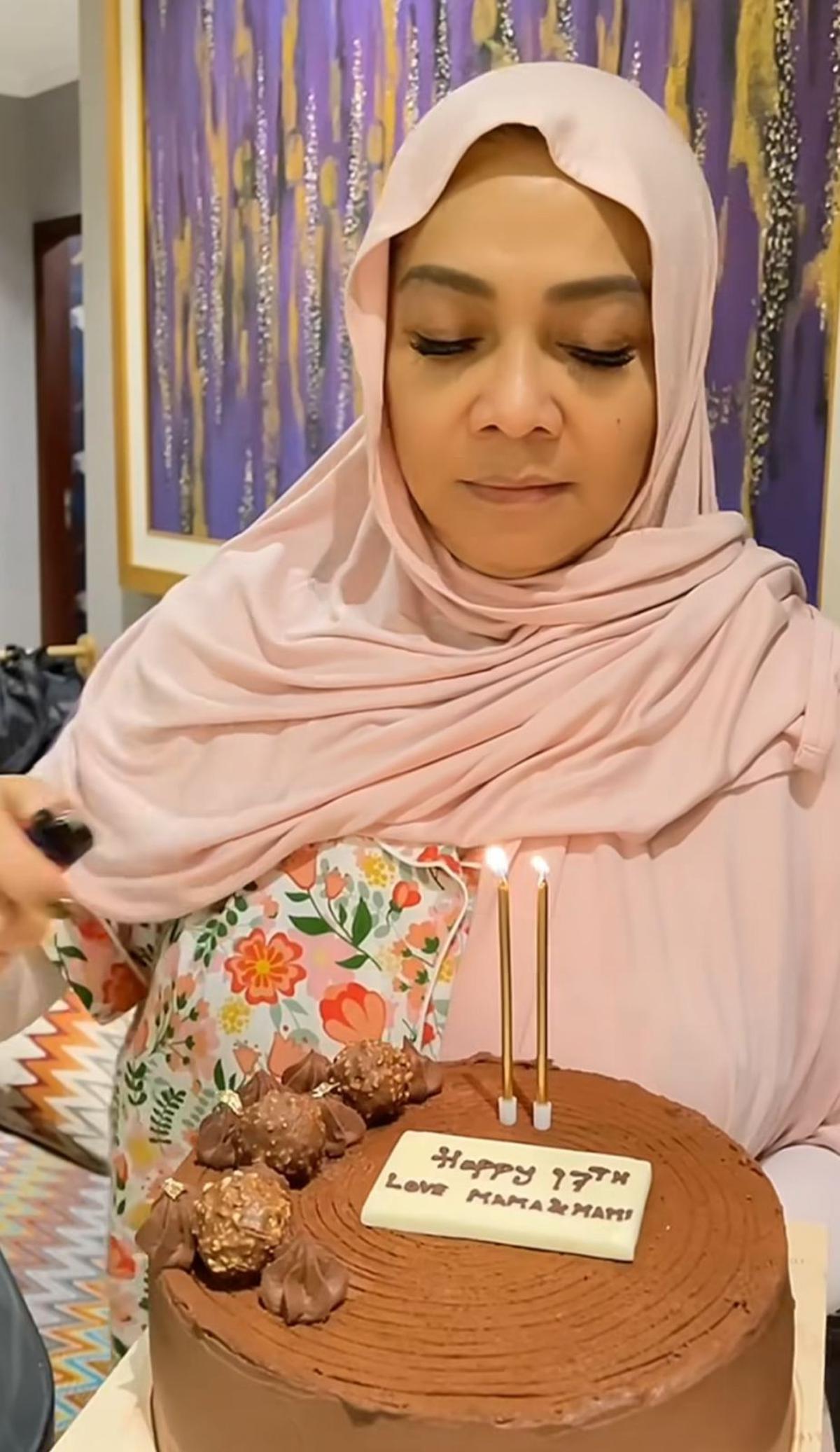 Rieta Amalia Beri Kejutan Ulang Tahun ke-17 untuk Gavrel, Penuh Haru dan Doa Tulus