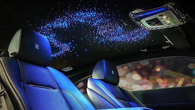 Rolls-Royce Wraith Bertabur Bintang