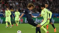Luis Suarez Permalukan Bek Termahal PSG