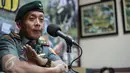 Pangkostrad Letnan Jenderal Mulyono saat memaparkan kronologi penusukan anggota Brigif L-3/k  di Media Center Kostrad, Jakarta, Senin (13/7/2015). Mulyono menyerahkan sepenuhnya pengusutan kasus tersebut kepada kepolisian. (Liputan6.com/Faizal Fanani)