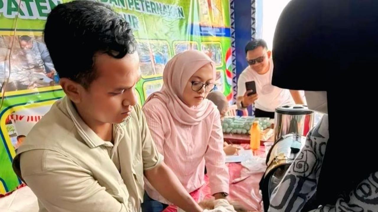 Dinas Peternakan OKU Timur Gelar Gebyar Vaksin Anti Rabies untuk Hewan Peliharaan