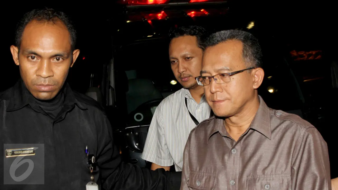 20150709-KPK Tangkap Tangan Hakim Ketua PTUN Medan-Jakarta-Tripeni Irianto Putro 2