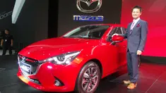 Mazda akhirnya memperkenalkan hatchback anyarnya di IIMS 2014.