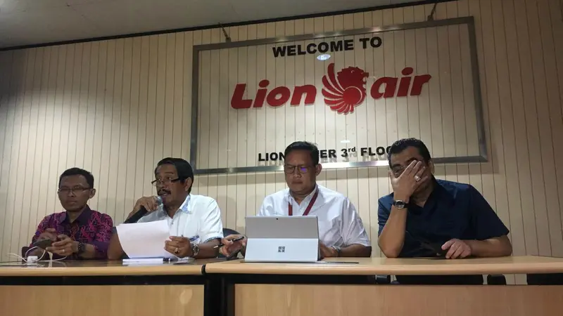 Pihak Lion Air menggelar konferensi pers mengenai laporan KNKT