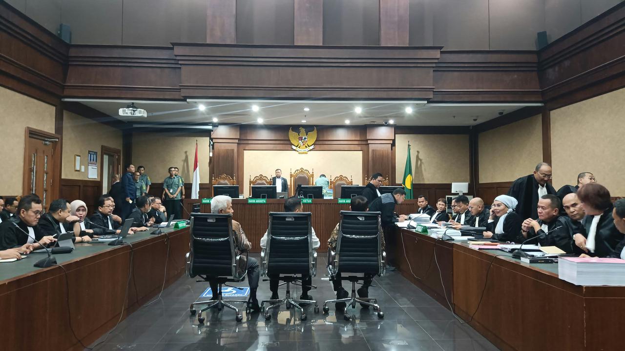 Sidang Eksepsi, Febrie Adriansyah Pertanyakan Dasar Tuduhan Pemerasan