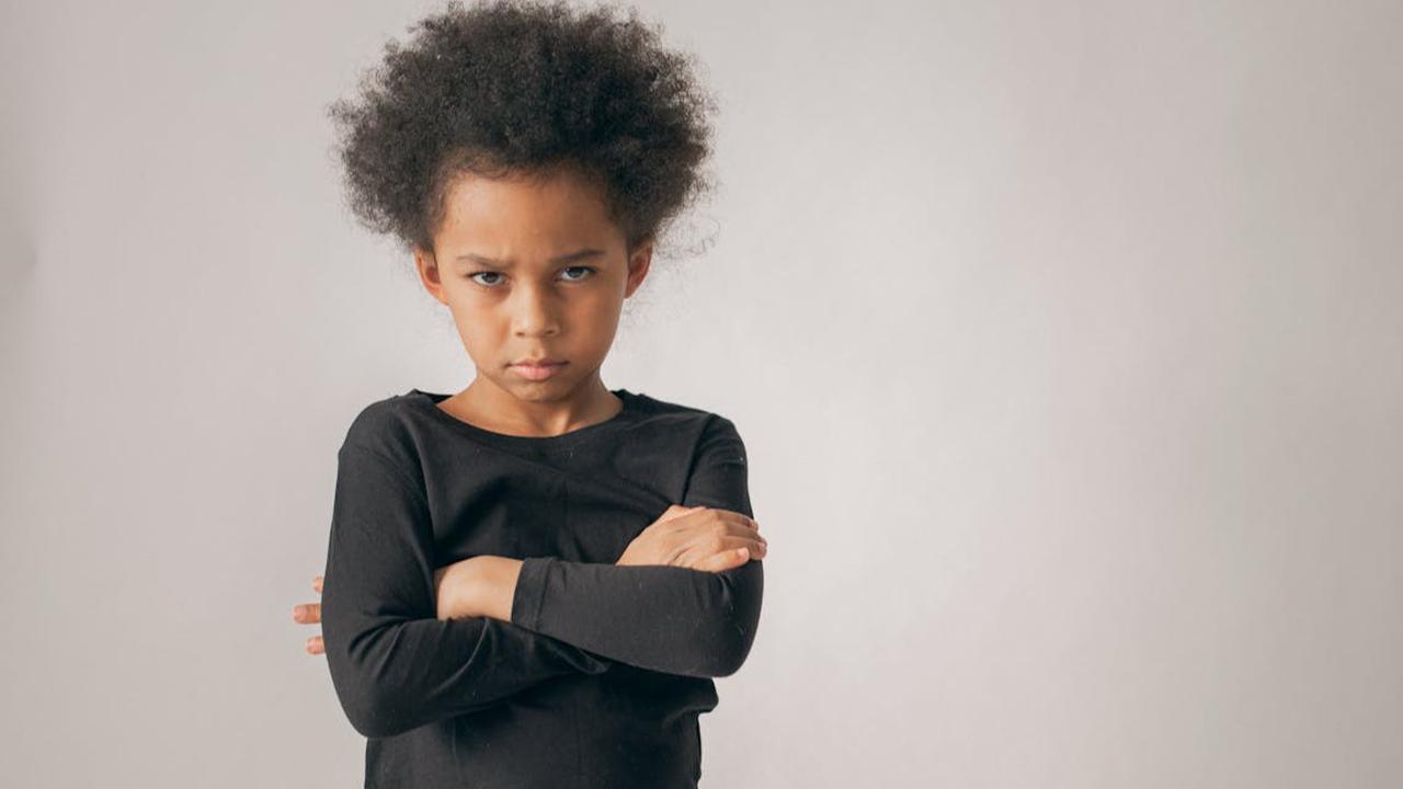 6 Langkah Bijak Mendidik Anak Sensitif agar Tumbuh Menjadi Pribadi yang Kuat