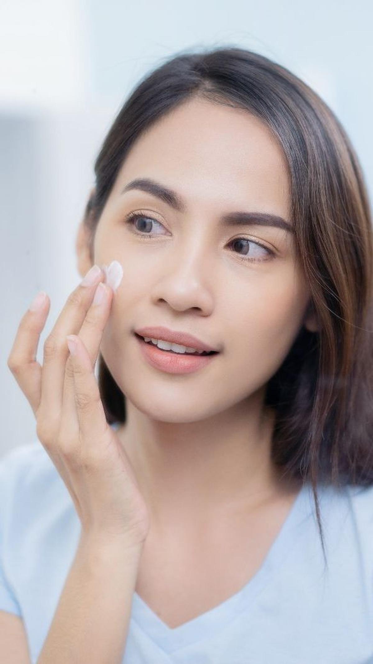 Rekomendasi Moisturizer untuk Kulit Kering yang Terbukti Efektif
