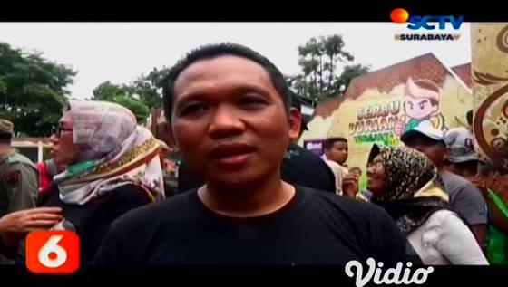 VIDEO: Antusias Masyarakat Datangi Festival Serbu Durian Semeru di Pasar Agropolitan