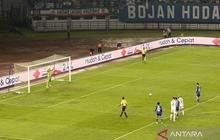 Andrew Jung Bawa Persib Taklukkan Dewa United 1-0, Maung Bandung Merangsek ke Papan Atas