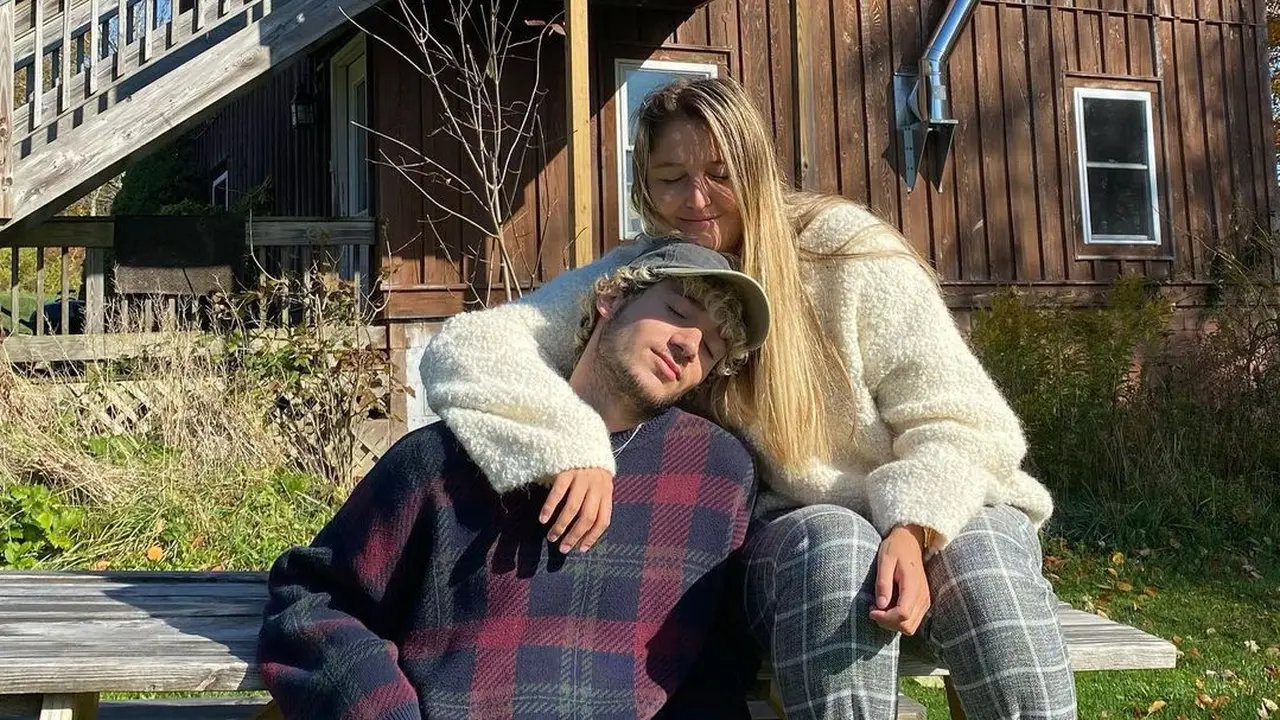 Jeremy Zucker & Chelsea Cutler