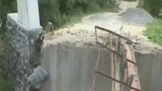 [VIDEO] Jembatan di Grobogan Roboh, 3 Desa Terganggu