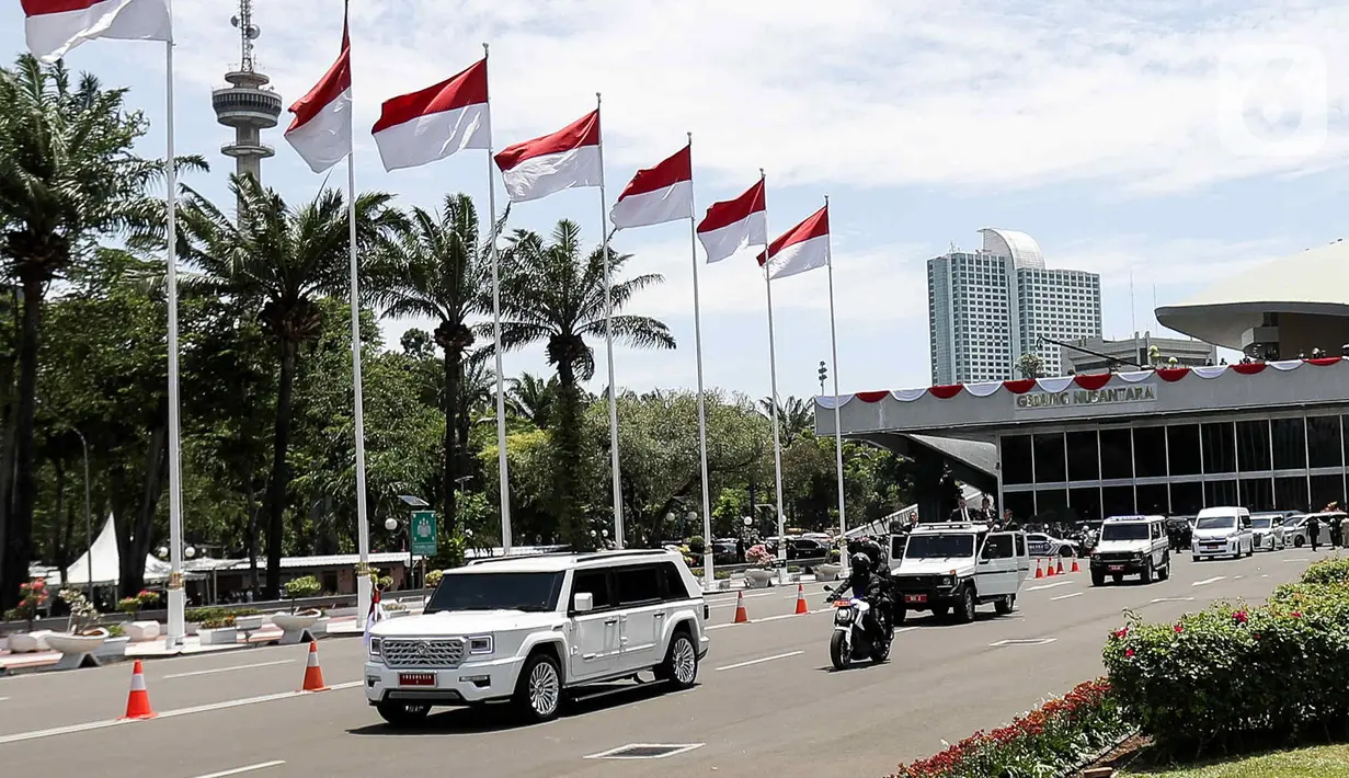 MV3 Garuda Limousine dikembangkan khusus untuk kendaraan presiden dan wakil presiden RI. (Liputan6.com/Herman Zakharia)