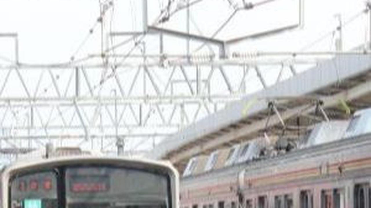 Ternyata Ini Biang Kerok KRL Tertahan 1 Jam di Stasiun Cikini Senin Pagi