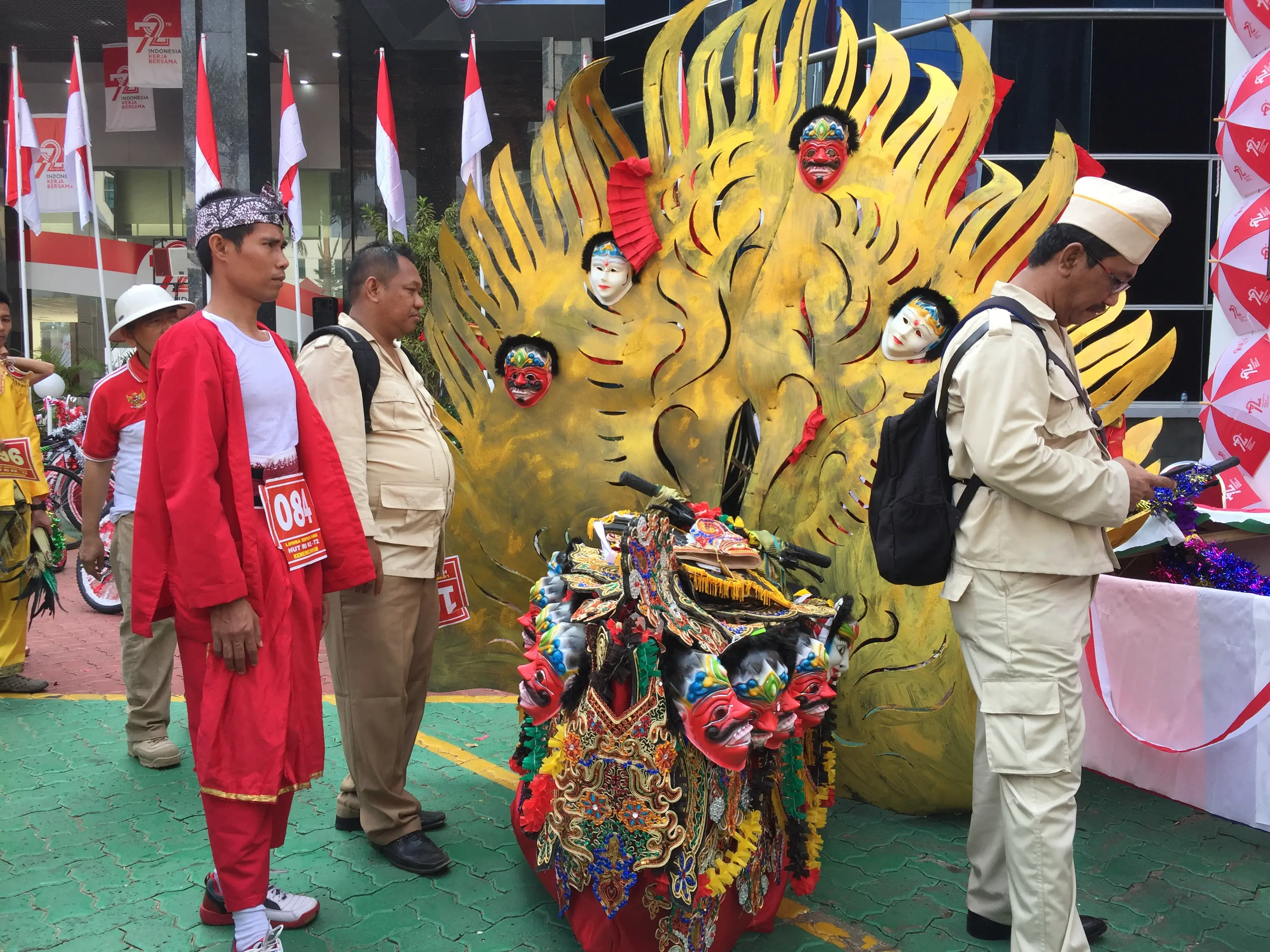 Parade sepeda hias di Kemenkumham (Liputan6.com/Lisza Egeham)