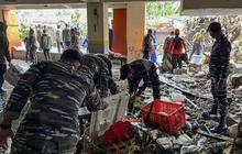 FOTO: TNI AL Bantu Warga Terdampak Banjir Bandang di Denpasar
