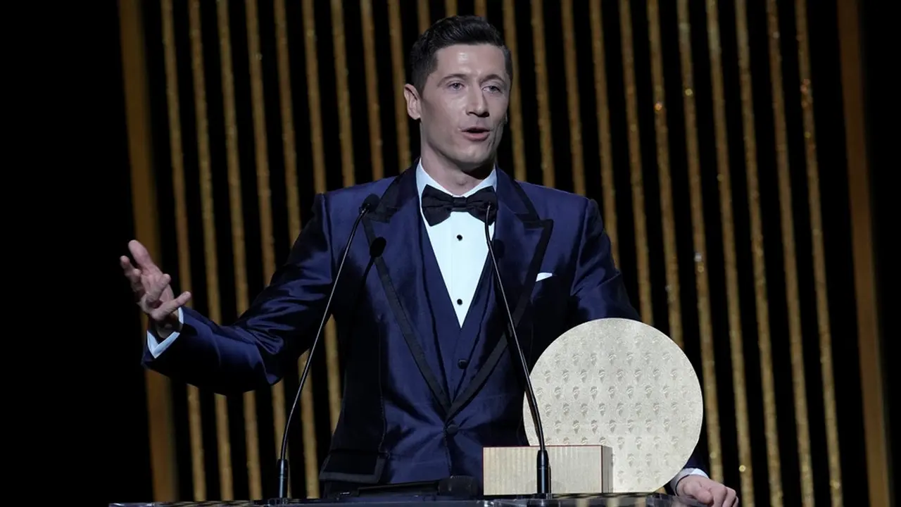 Striker Bayern Munchen, Robert Lewandowski.