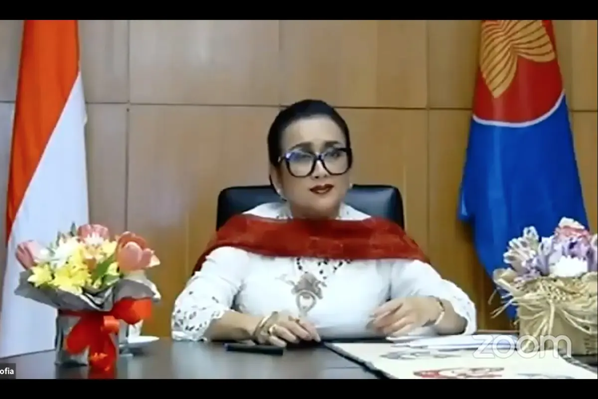 Sri Astari Rasjid, Duta Besar RI untuk Bulgaria, Makedonia Utara dan Albania dalam acara webinar bersama para Dubes RI wanita pada Selasa 21 April 2020.
