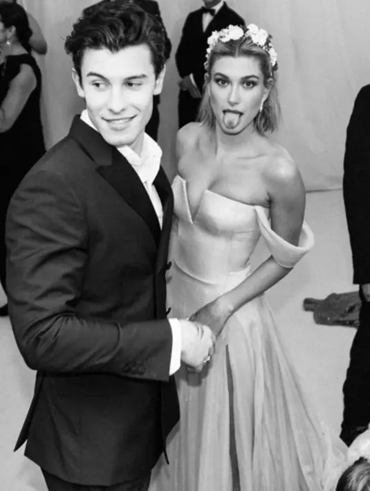 Shawn dan Hailey baru saja mengonfirmasi mengenai hubungan mereka pada 7 Mei lalu saat menghadiri Met Gala. (instagram/shawnmendes)