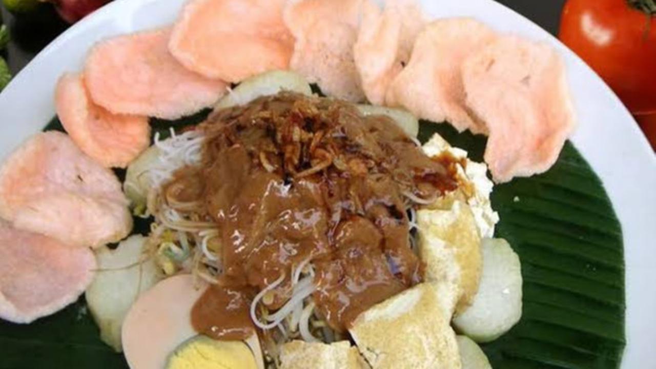 Berapa Kalori dan Nutrisi dari Seporsi Ketoprak? Kalori yang Perlu Diwaspadai dalam Setiap Suapan