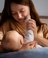 Masa menyusui adalah periode penting yang membutuhkan perhatian ekstra, baik untuk kesehatan bayi maupun kondisi tubuh ibu. Di tengah fokus merawat si kecil, banyak ibu mulai memikirkan metode kontrasepsi yang aman agar kehamilan dapat direncanakan dengan lebih baik. (foto/dok: freepik)
