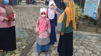 Uji Coba PTM di SDN Panambangan, Cilongok, Banyumas, Jawa Tengah. (Foto: Liputan6.com/Humas Pemkab Banyumas)