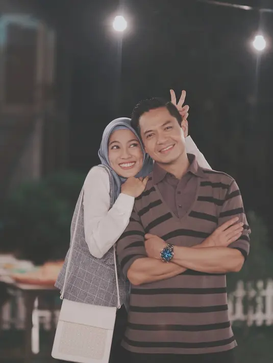 <p>Keluarganya Harmonis dan Hangat, 5 Potret Mesra Alyssa Soebandono dan Dude Harlino (Instagram.com/ichasoebandono)</p>