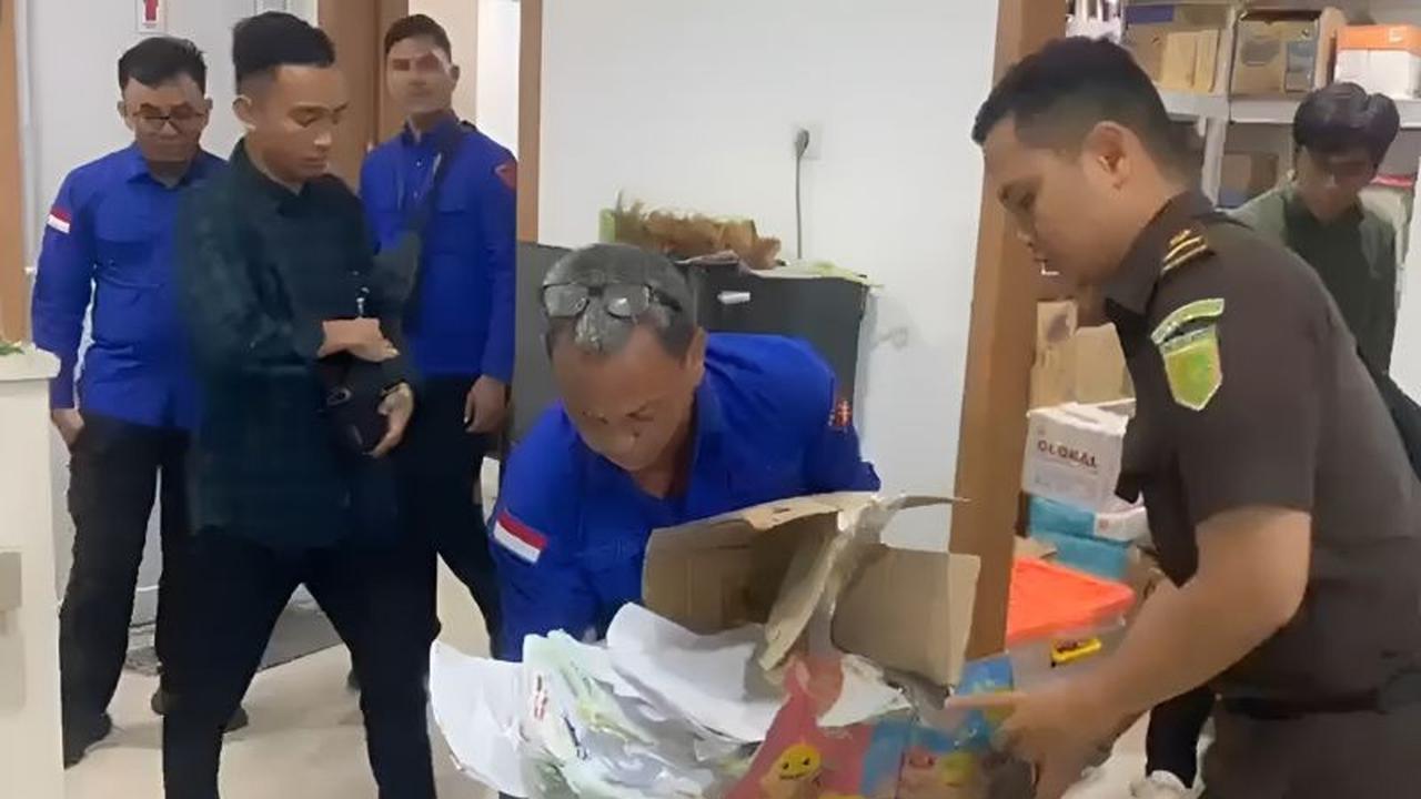 Komisi III DPR Desak Kejagung Usut Tuntas Kasus Ekspor CPO 2022-2024