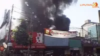 [VIDEO] 5 Bangunan Terbakar, Lalu Lintas di Fatmawati Macet Parah