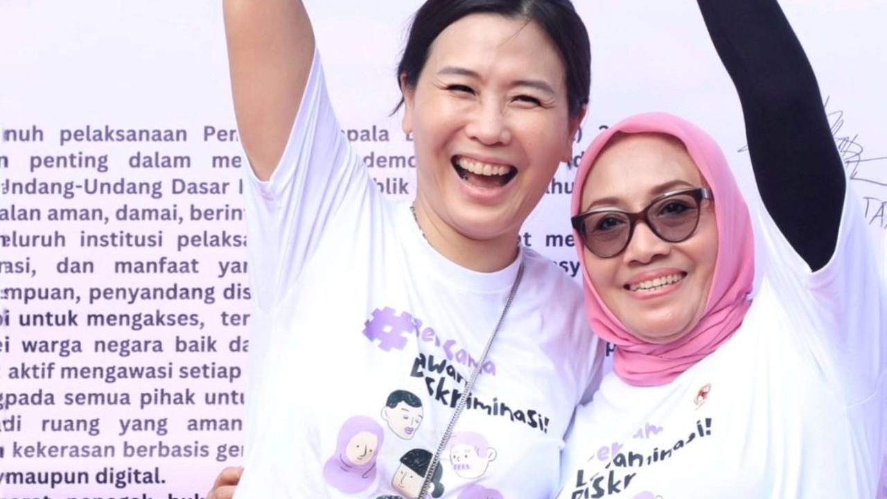 Penampilan Sederhana Tapi Bersinar Veronica Tan Bersama Menteri Arifah